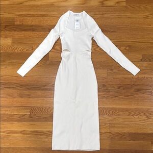 Elegant White Long Sleeve Dress